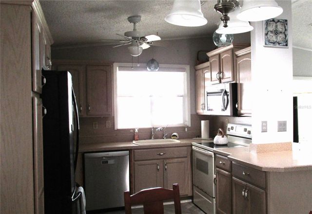 102 NEWCASTLE BOULEVARD, Haines City, FL 33844