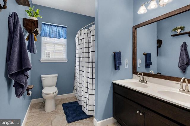 113 SIANNA CIR, Wernersville, PA 19565