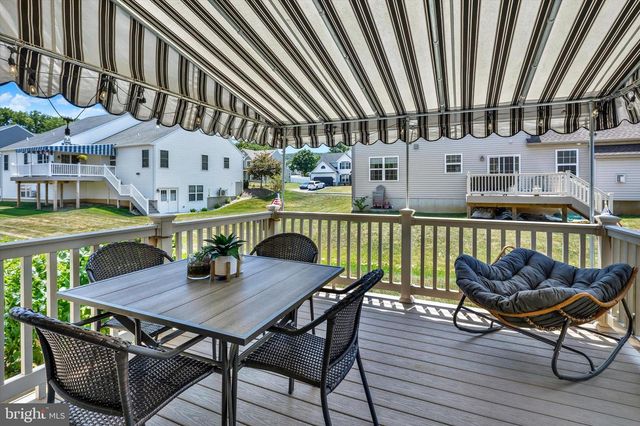 113 SIANNA CIR, Wernersville, PA 19565