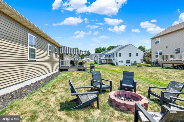 113 SIANNA CIR, Wernersville, PA 19565