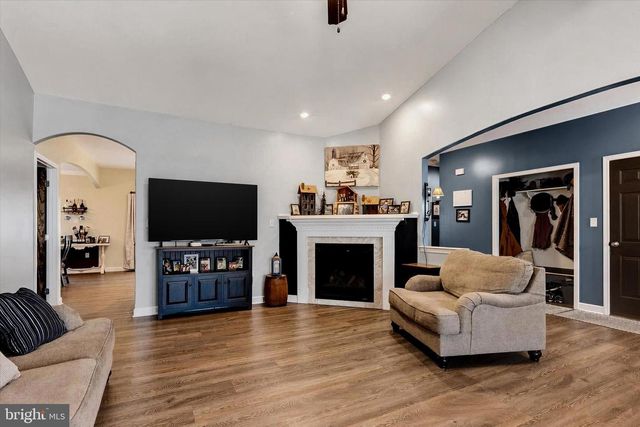 113 SIANNA CIR, Wernersville, PA 19565