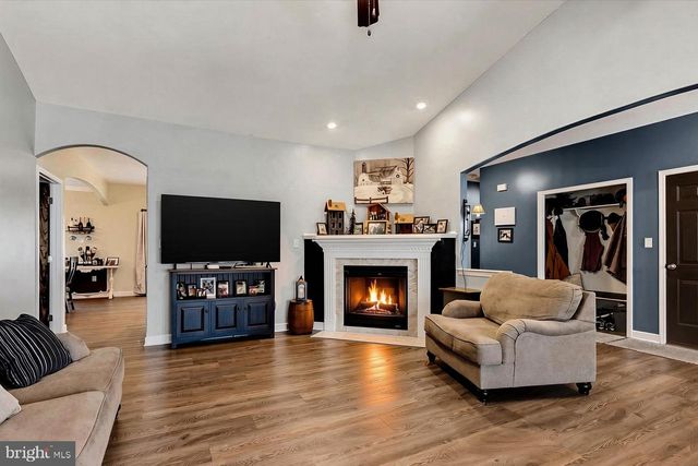 113 SIANNA CIR, Wernersville, PA 19565