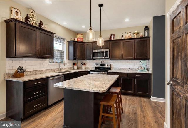 113 SIANNA CIR, Wernersville, PA 19565