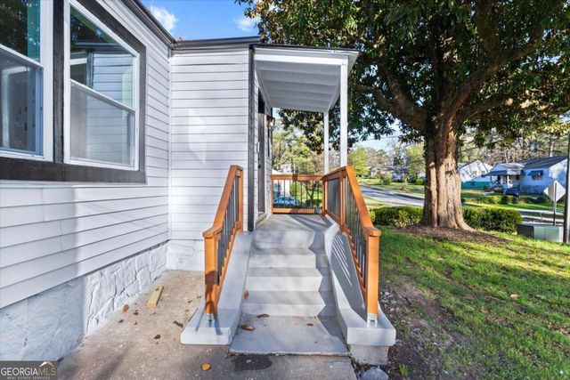 1443 Avon Avenue SW, Atlanta, GA 30310