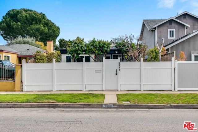 5514 Woodman Avenue, Sherman Oaks, CA 91401