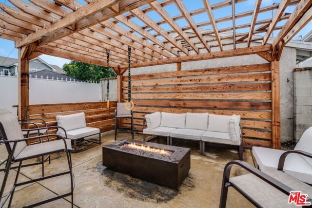 5514 Woodman Avenue, Sherman Oaks, CA 91401
