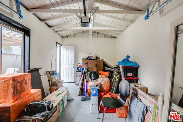 5514 Woodman Avenue, Sherman Oaks, CA 91401