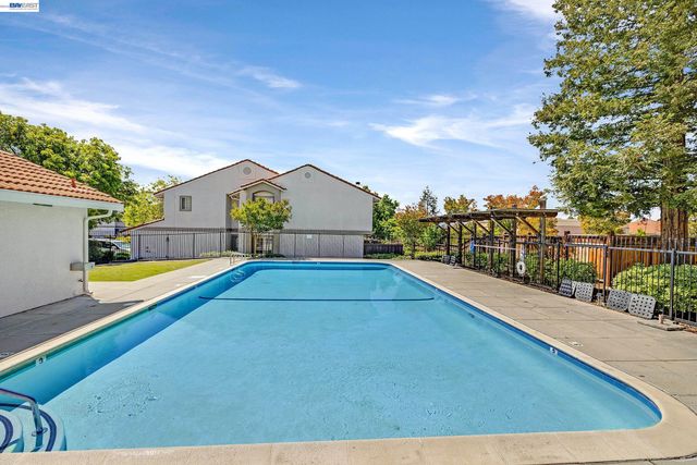 4328 Conejo Dr, Danville, CA 94506