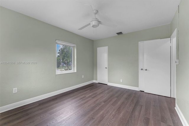 421 NW 105th St 421, Miami, FL 33150