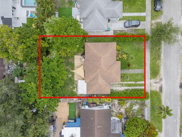 421 NW 105th St 421, Miami, FL 33150
