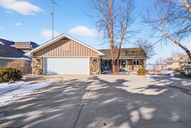 W2932 Kahl Road, Markesan, WI 53946