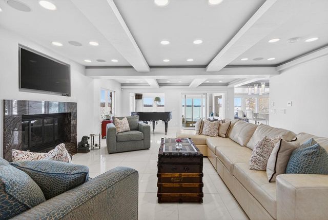 W2932 Kahl Road, Markesan, WI 53946