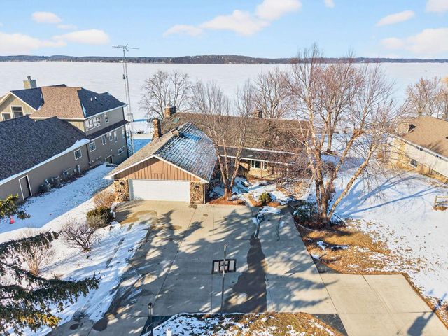 W2932 Kahl Road, Markesan, WI 53946