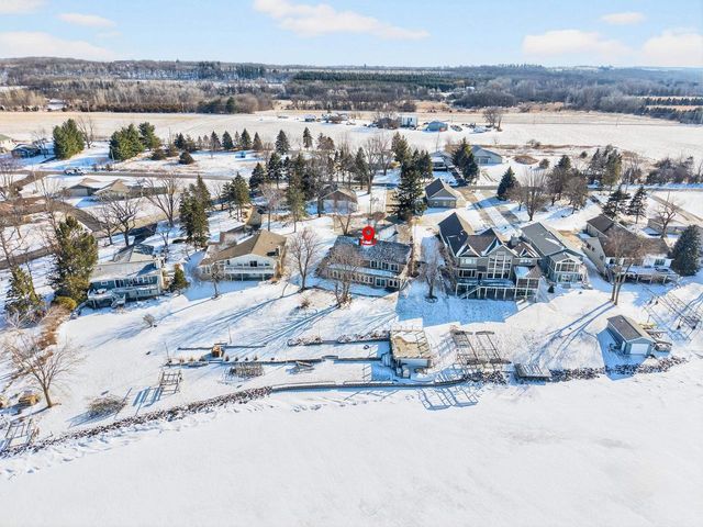 W2932 Kahl Road, Markesan, WI 53946