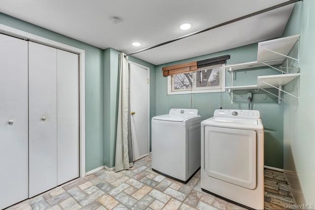 26 Family Lane, Levittown, NY 11756