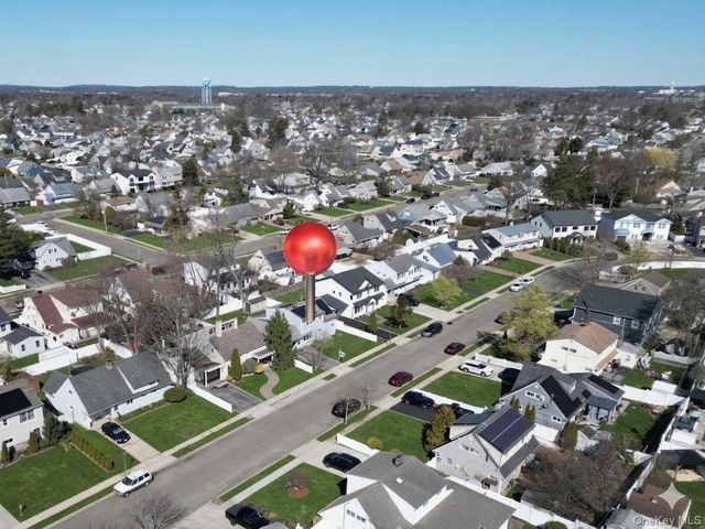 26 Family Lane, Levittown, NY 11756