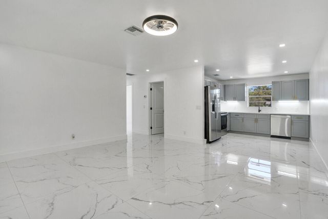 4098 Linda Lane, Palm Springs, FL 33406