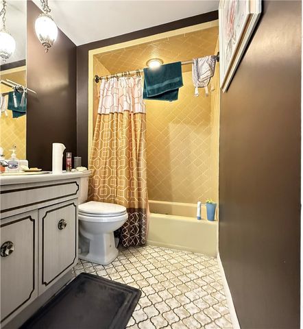 54 Chatham Street, Providence, RI 02904