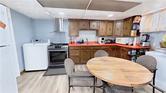 54 Chatham Street, Providence, RI 02904