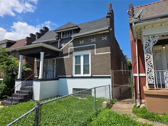 1403 Walton Avenue, St Louis, MO 63113