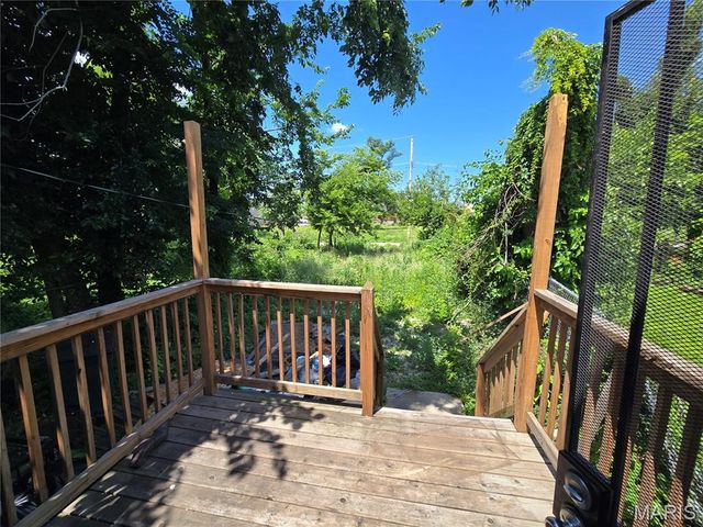 1403 Walton Avenue, St Louis, MO 63113