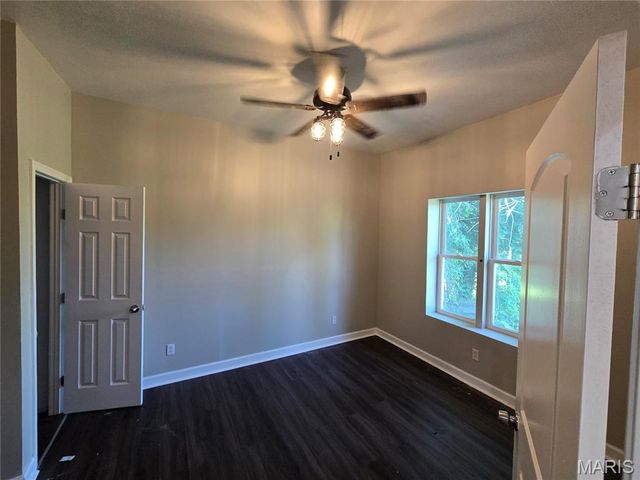 1403 Walton Avenue, St Louis, MO 63113