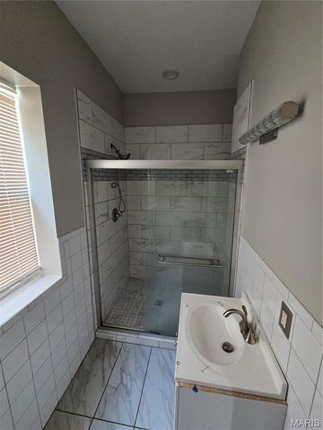 1403 Walton Avenue, St Louis, MO 63113