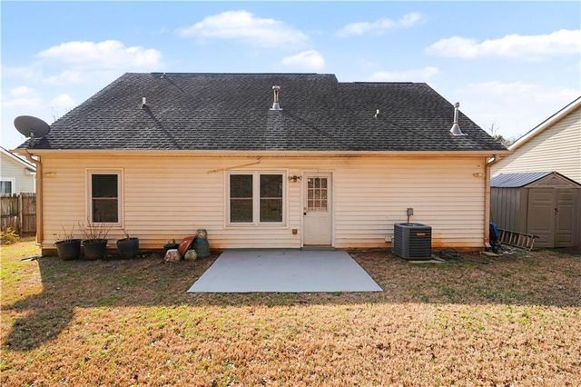 6702 Saganaw Drive, Rex, GA 30273