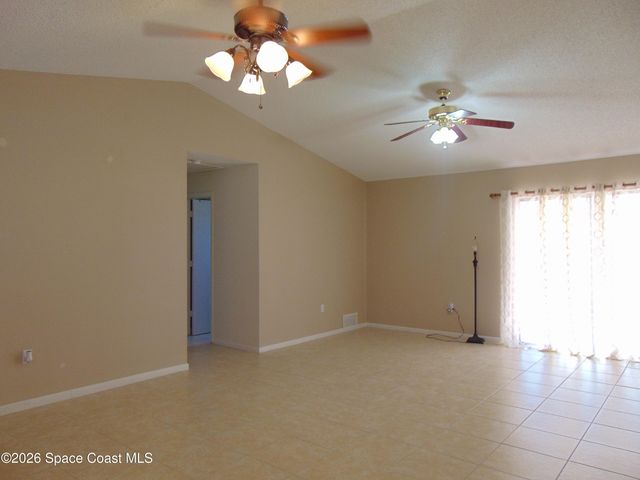 1136 Lamplighter Drive NW, Palm Bay, FL 32907