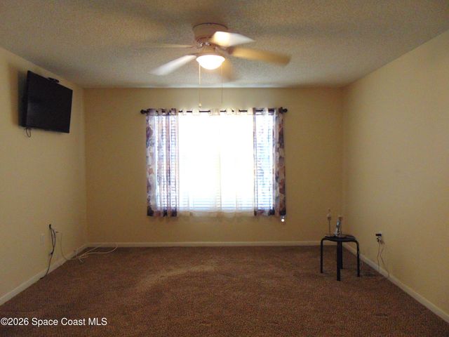 1136 Lamplighter Drive NW, Palm Bay, FL 32907