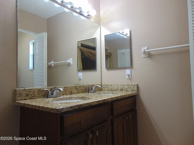 1136 Lamplighter Drive NW, Palm Bay, FL 32907