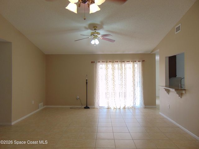 1136 Lamplighter Drive NW, Palm Bay, FL 32907