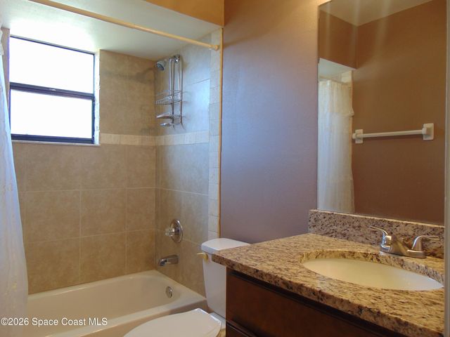 1136 Lamplighter Drive NW, Palm Bay, FL 32907