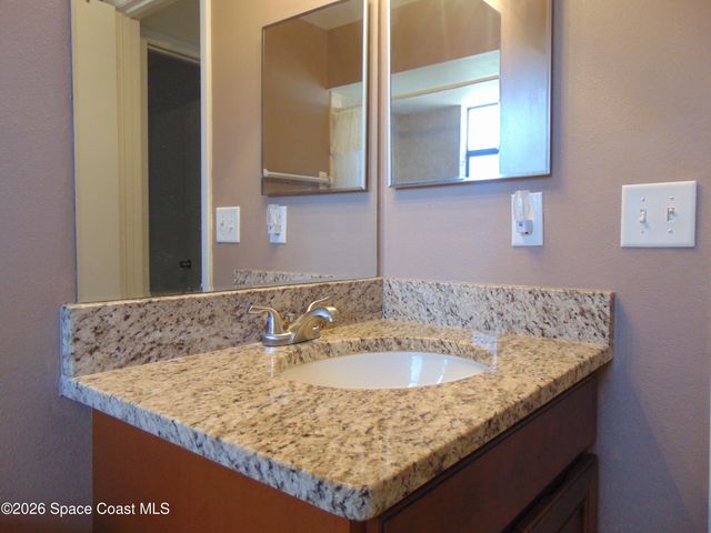 1136 Lamplighter Drive NW, Palm Bay, FL 32907