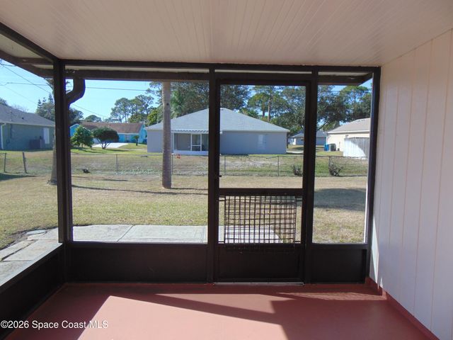 1136 Lamplighter Drive NW, Palm Bay, FL 32907