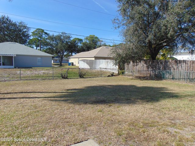 1136 Lamplighter Drive NW, Palm Bay, FL 32907