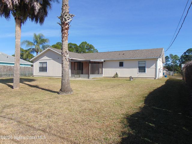 1136 Lamplighter Drive NW, Palm Bay, FL 32907