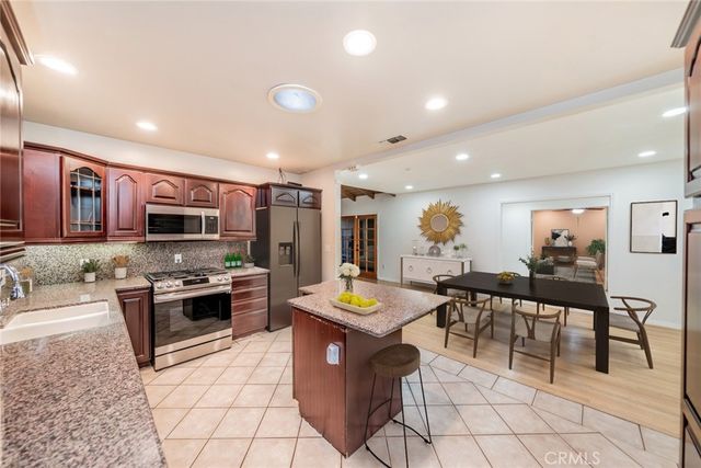 7328 Westwood Drive, Riverside, CA 92504