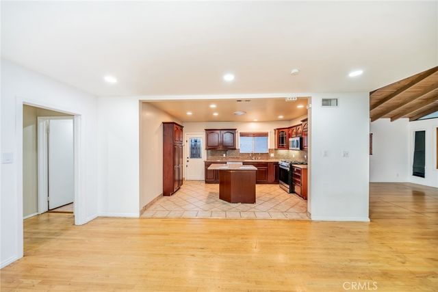 7328 Westwood Drive, Riverside, CA 92504