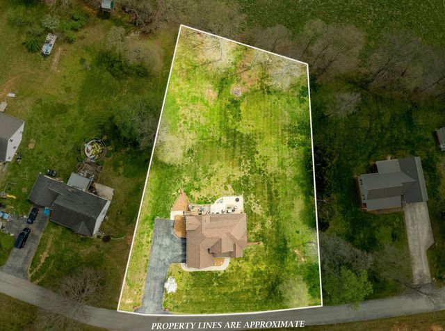 575 Sunset Boulevard, Monticello, KY 42633