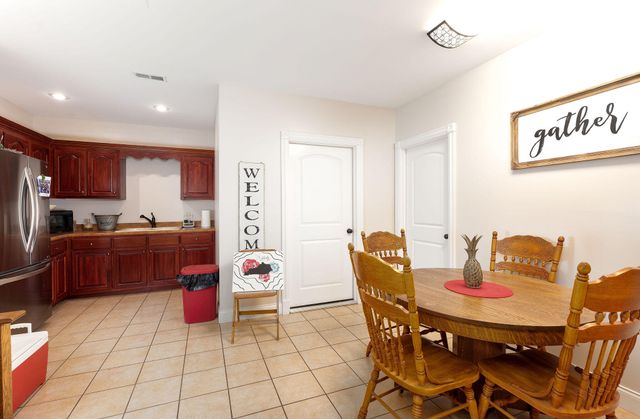 575 Sunset Boulevard, Monticello, KY 42633