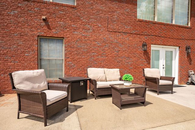 575 Sunset Boulevard, Monticello, KY 42633