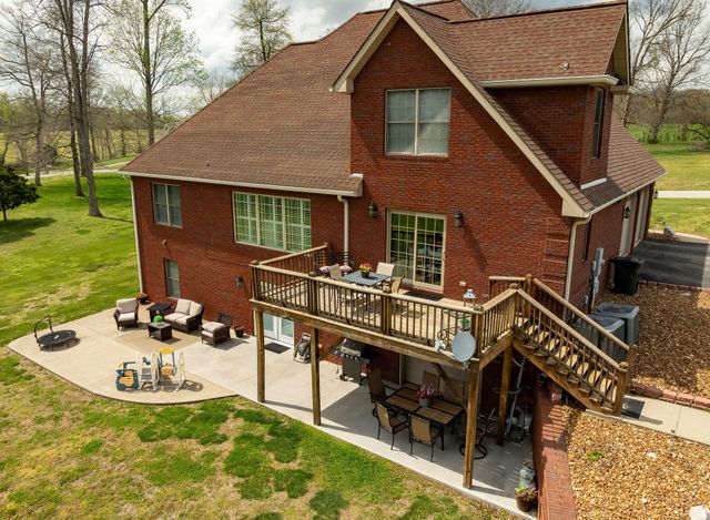575 Sunset Boulevard, Monticello, KY 42633