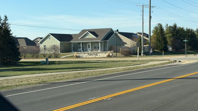 2814 Castlerock Drive, Urbana, IL 61802