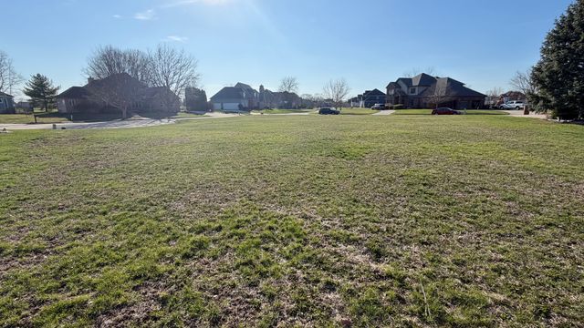 2814 Castlerock Drive, Urbana, IL 61802