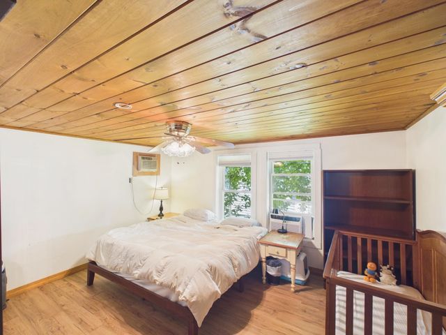 29 Manchester Street, Nashua, NH 03064