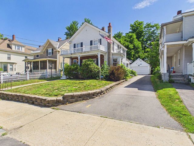 29 Manchester Street, Nashua, NH 03064