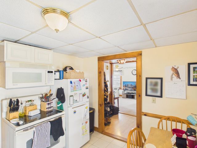 29 Manchester Street, Nashua, NH 03064