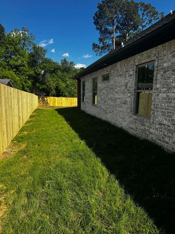 1413 N Summit, Tyler, TX 75702