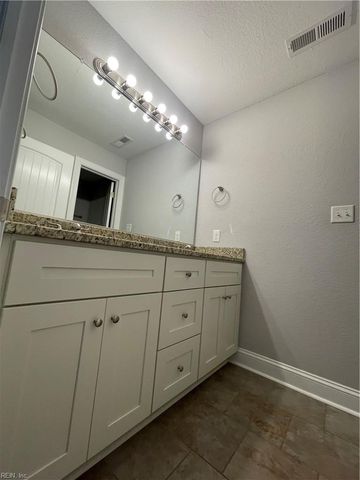 5153 S Cape Henry AVE, Norfolk, VA 23502